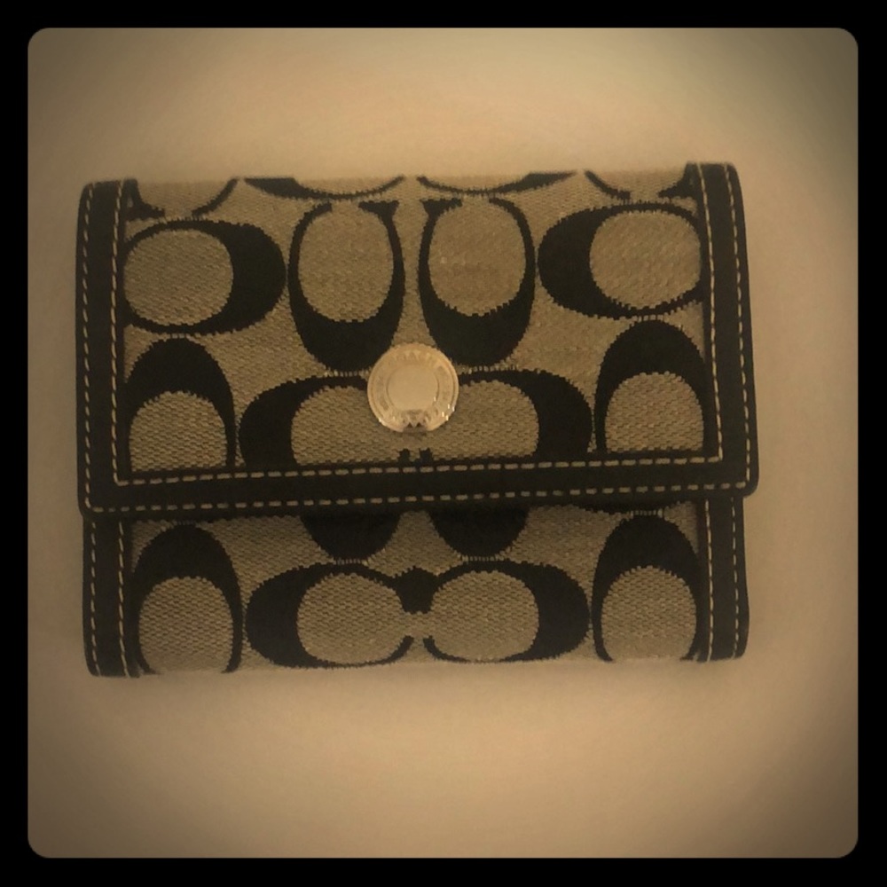 New Coach trifold wallet